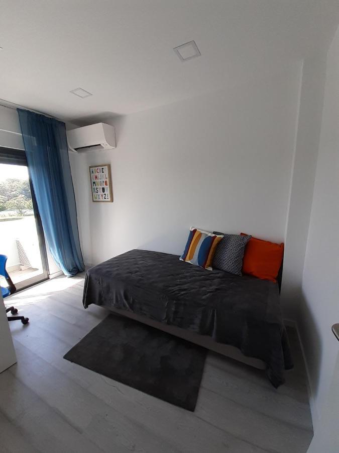 Lisbon Tagus River 2 Suites Private Pool D Almada Exterior photo