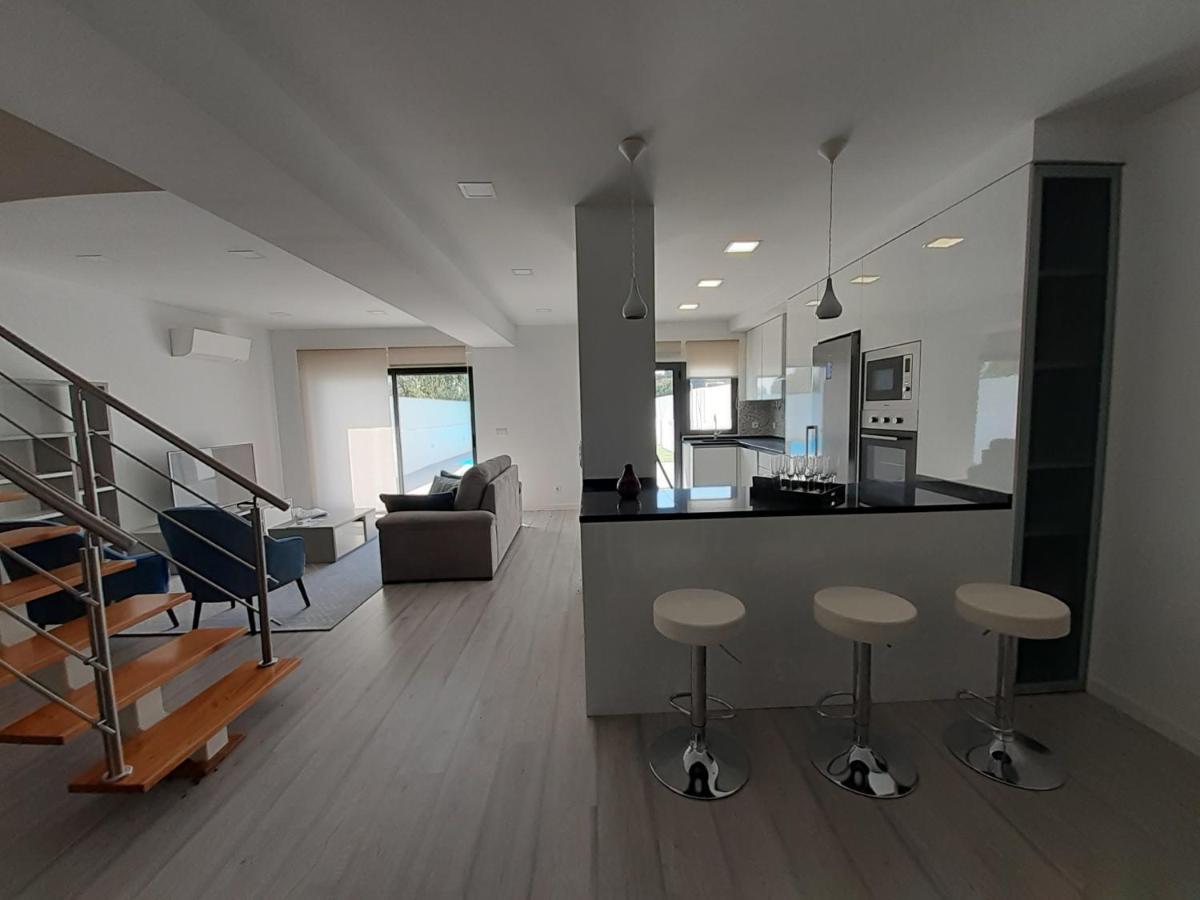 Lisbon Tagus River 2 Suites Private Pool D Almada Exterior photo