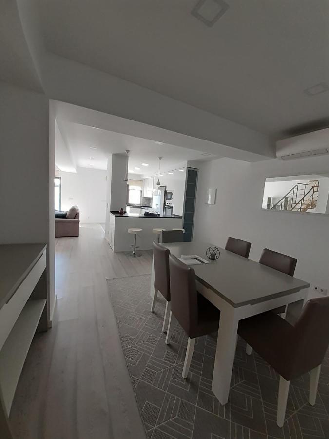 Lisbon Tagus River 2 Suites Private Pool D Almada Exterior photo