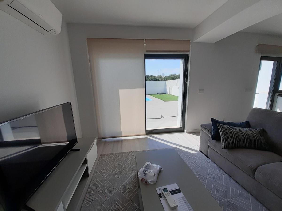 Lisbon Tagus River 2 Suites Private Pool D Almada Exterior photo