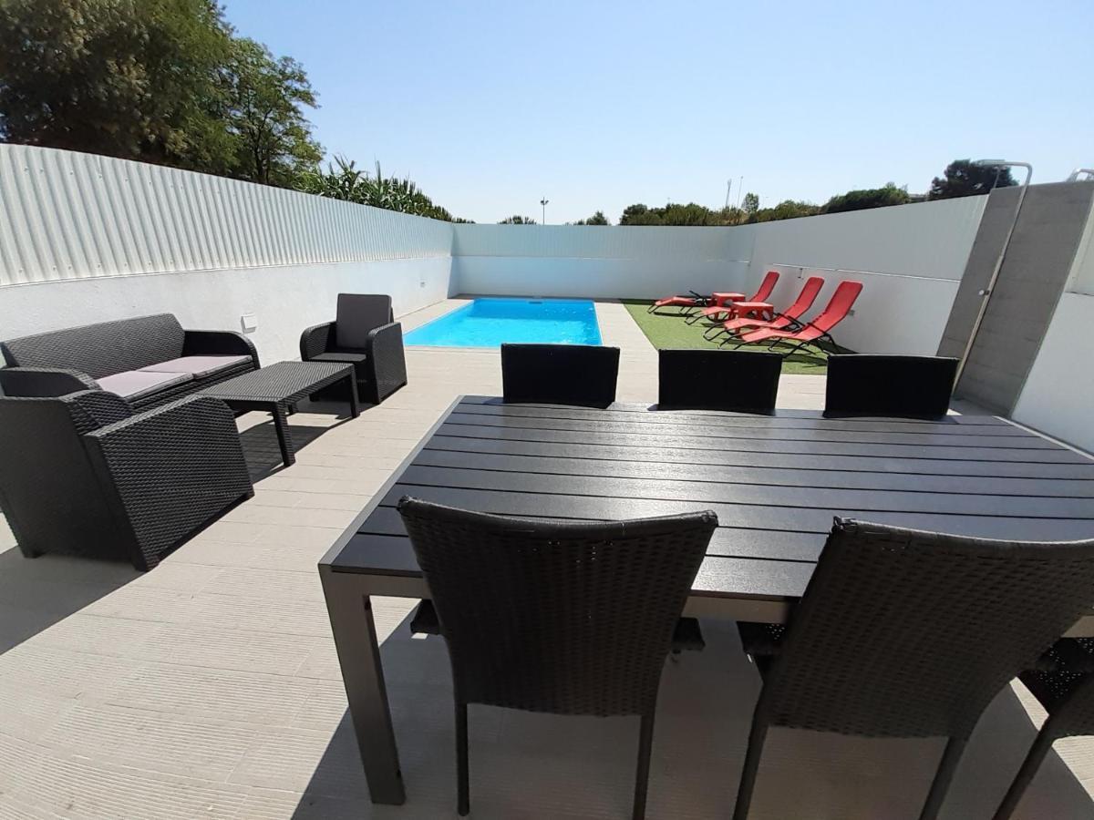 Lisbon Tagus River 2 Suites Private Pool D Almada Exterior photo