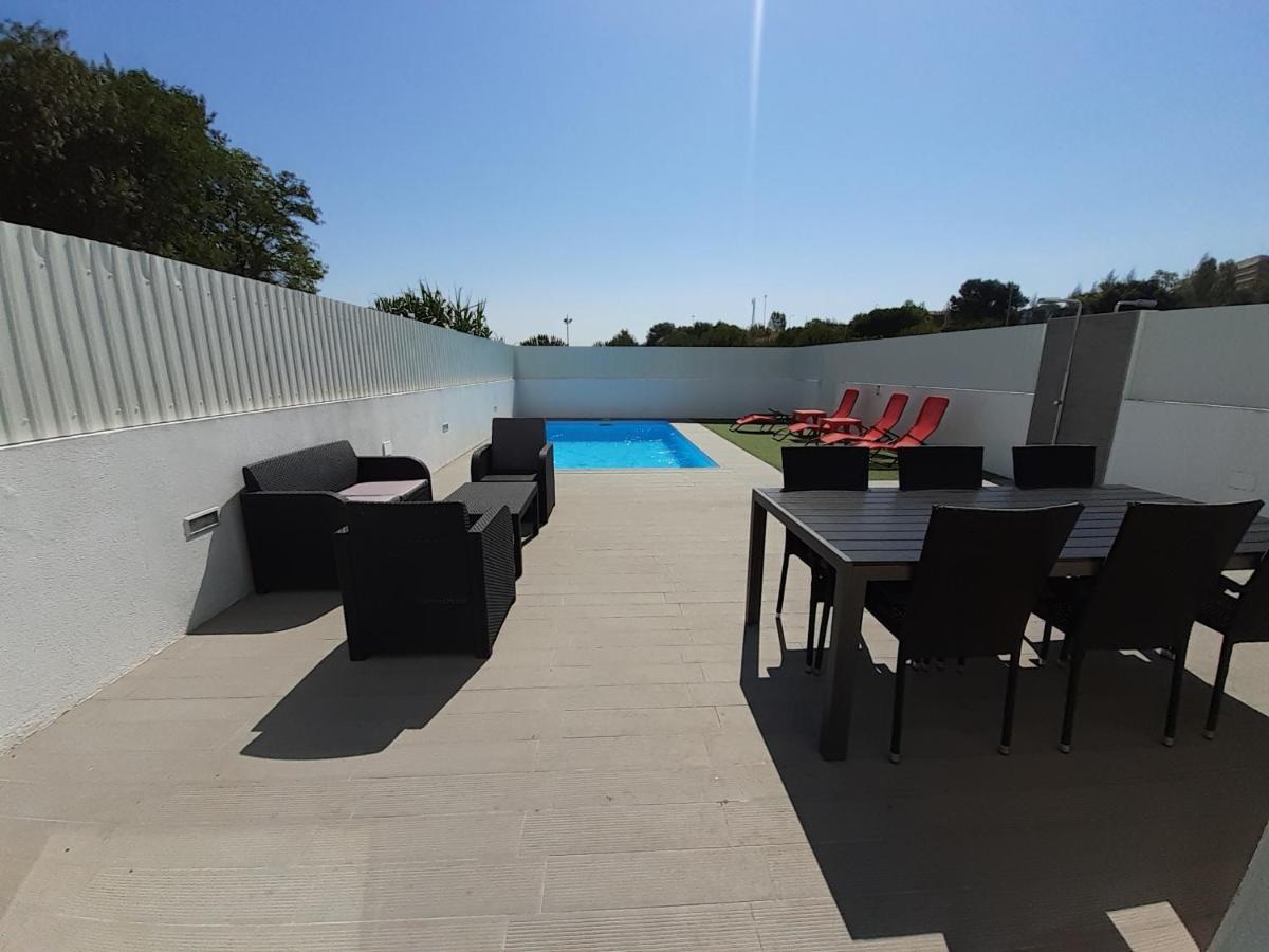 Lisbon Tagus River 2 Suites Private Pool D Almada Exterior photo